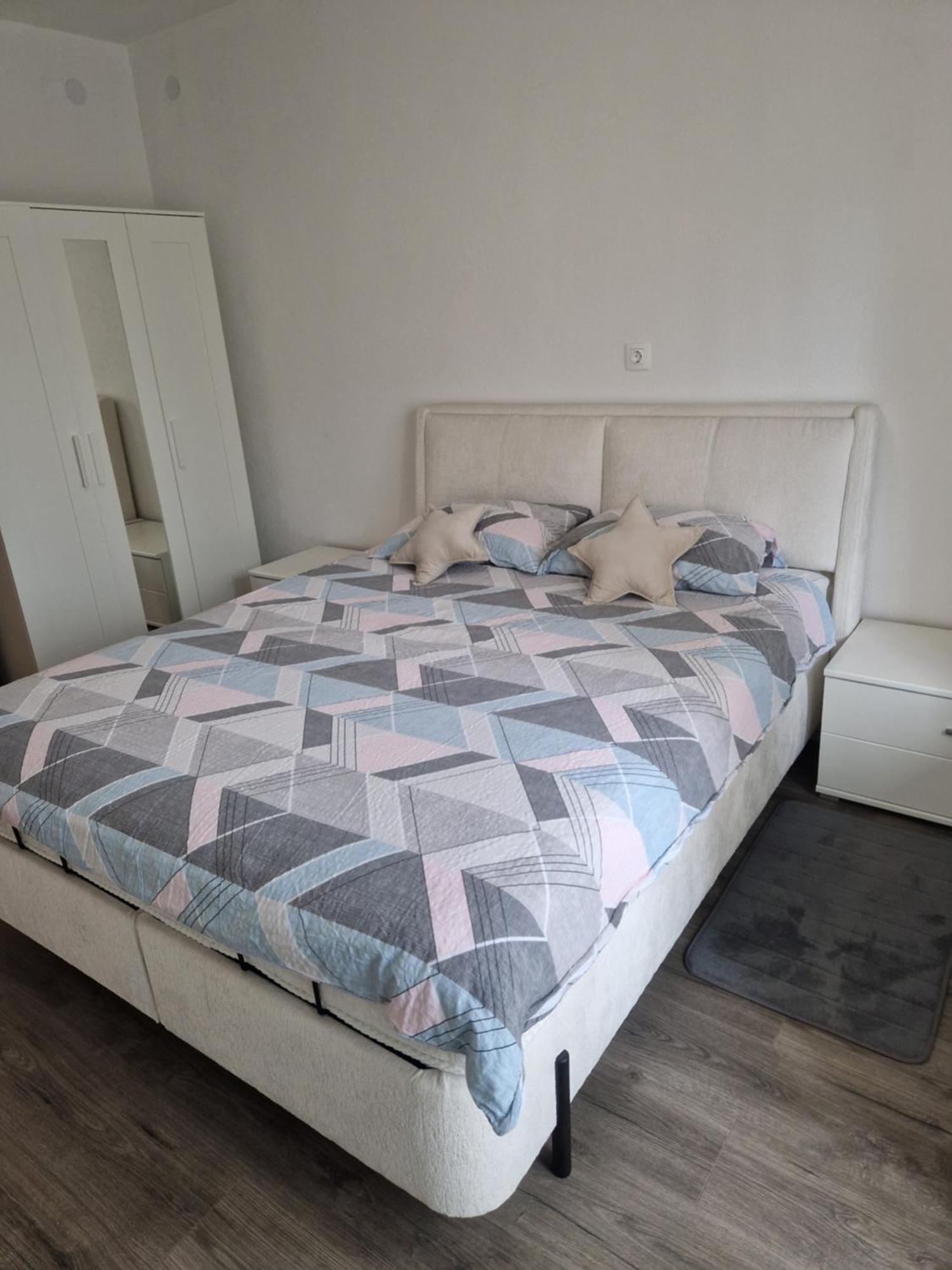 Apartma-Sobe Lejla Vipava Extérieur photo